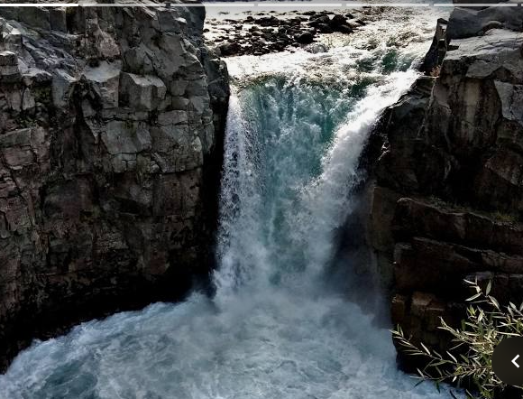 Kashmir:The Amazing Waterfall
